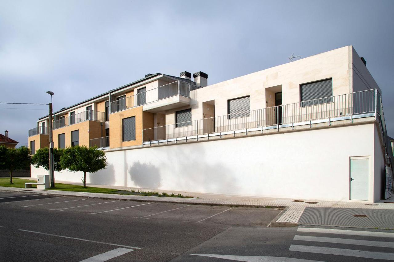 Apartamentos Salitre Soto de la Marina Buitenkant foto